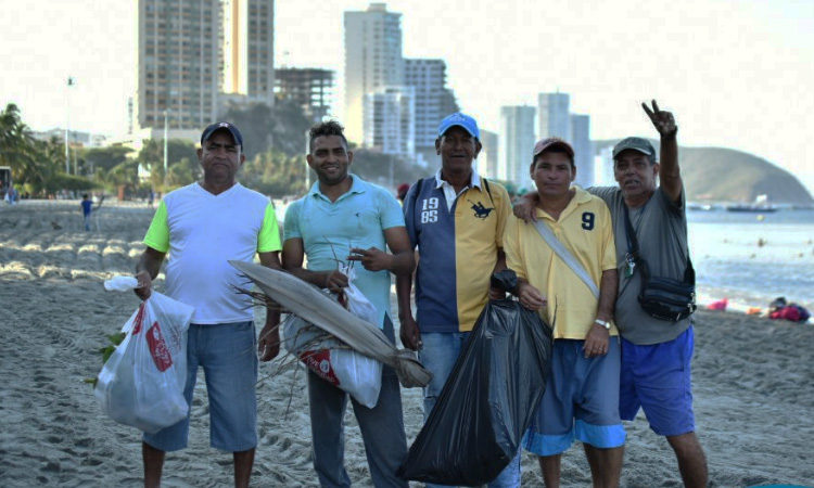 ‘Playatón’: la nueva iniciativa que busca limpiar las playas de Santa Marta de plástico