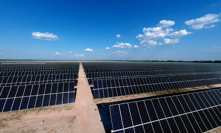 Inauguran 'El paso', el parque solar más grande de Colombia