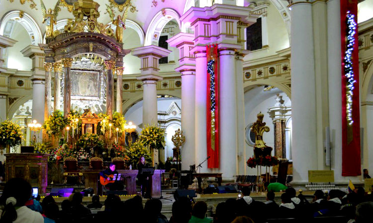 La Virgen de Chiquinquirá cumple 100 años como 'Reina y Patrona de los colombianos'