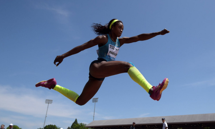 Caterine Ibargüen ganó en la segunda parada de la Liga Diamante y rompió el récord del año