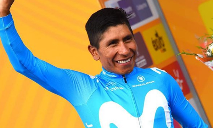 Mujer le regaló un rosario a Nairo Quintana para que lo acompañe en lo que resta del Tour de Francia