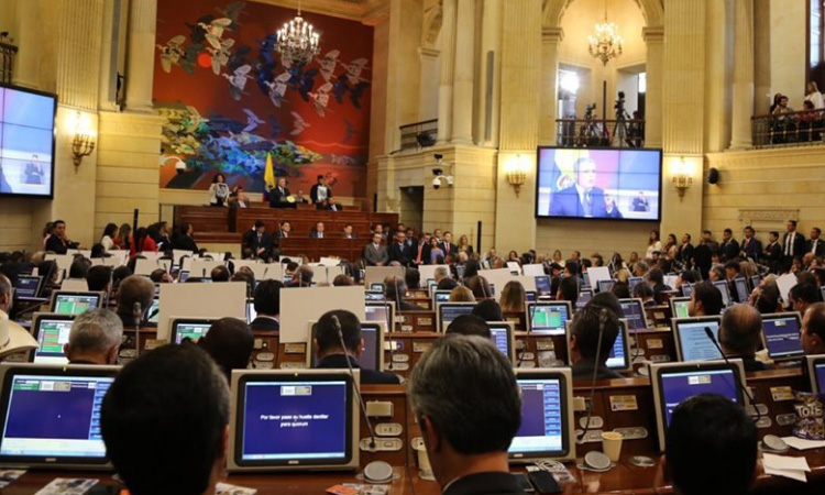 Senado de la República aprobó proyecto que busca regular el uso del plomo en Colombia