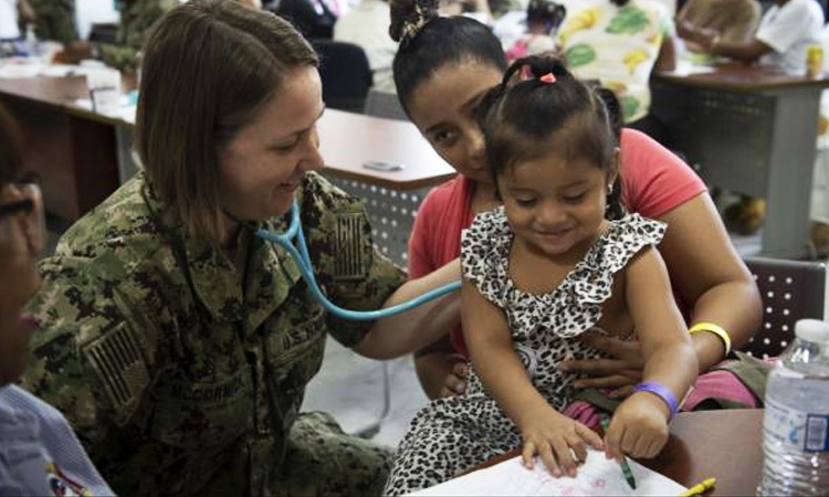Buque hospital de Estados Unidos llegó a Colombia para realizar misión humanitaria