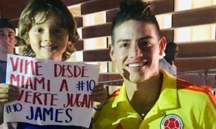 El regreso de James Rodríguez a la Selección Colombia ¡Así fue su reencuentro con la afición! La Nota Positiva