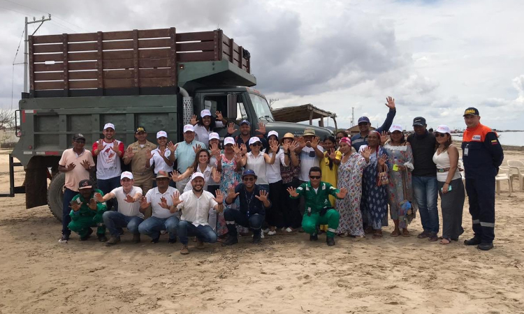 Comunidad Wayuu en La Guajira recibió vehículo de recolección de residuos y reciclaje La Nota Positiva
