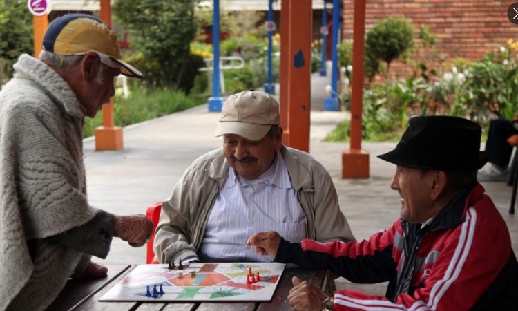 Cuidar a los adultos mayores y habitantes de la calle, la tarea de Servientrega durante la cuarentena