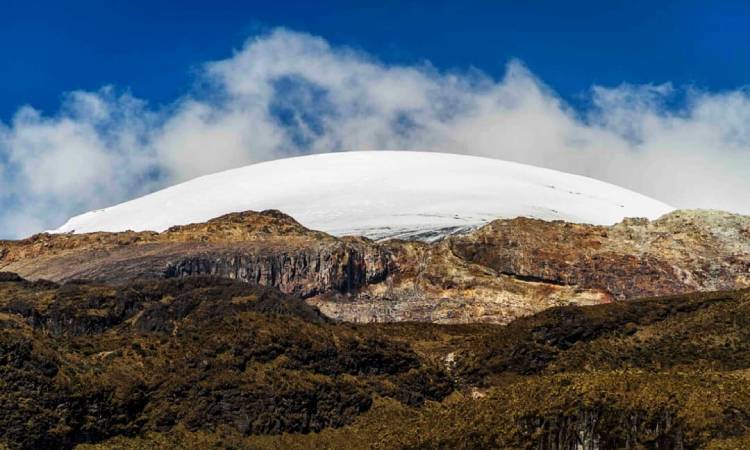 Se autoriza el ingreso al Parque de los Nevados y este santuario lo festeja con nieve
