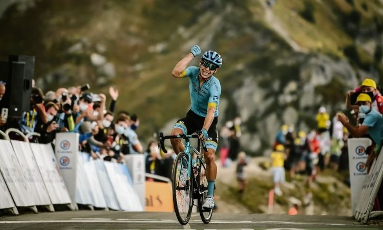 Superman López acaba en el podio del Tour de Francia y supera un registro de Froome