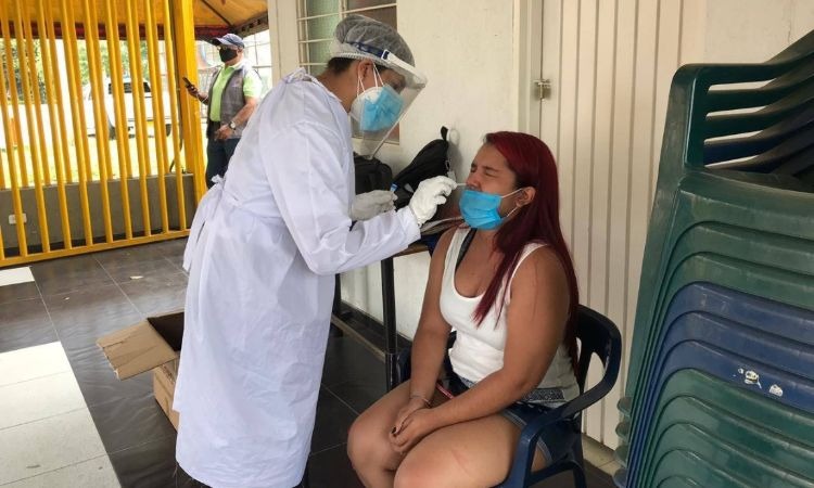 Colombia podrá dar vacuna a 177.200 personas al día contra el COVID-19