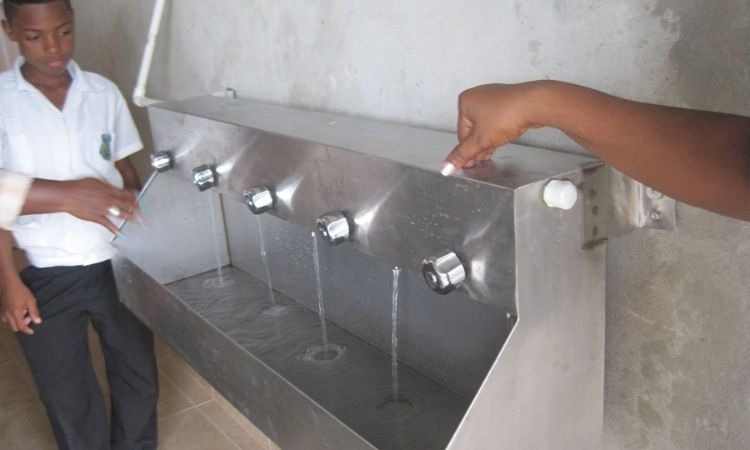 Así fue como estudiantes en Quibdó desarrollaron un filtro de agua