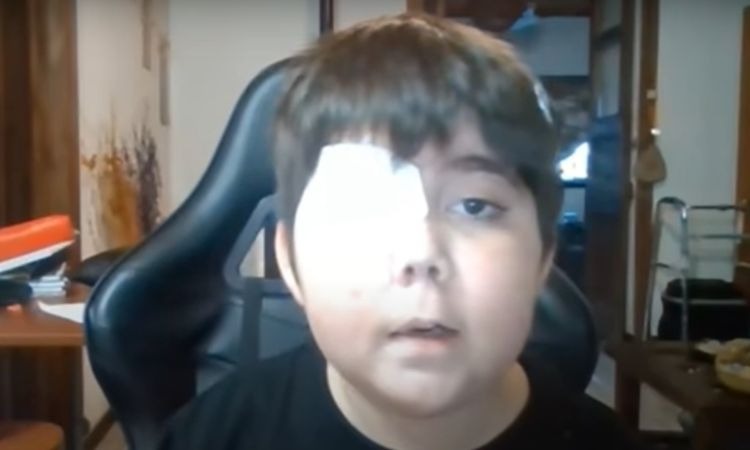 El niño con cáncer cerebral que cumple su sueño de ser youtuber