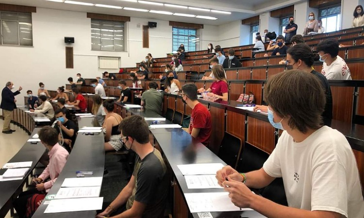 Universidad de Salamanca en España ofrece becas para colombianos