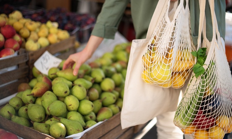 En 2020, colombianos dejaron de usar 714 millones de bolsas plásticas