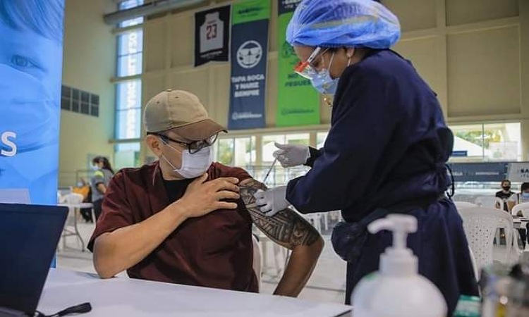 Más del 31% de la población en Colombia ha completado su esquema de vacunación