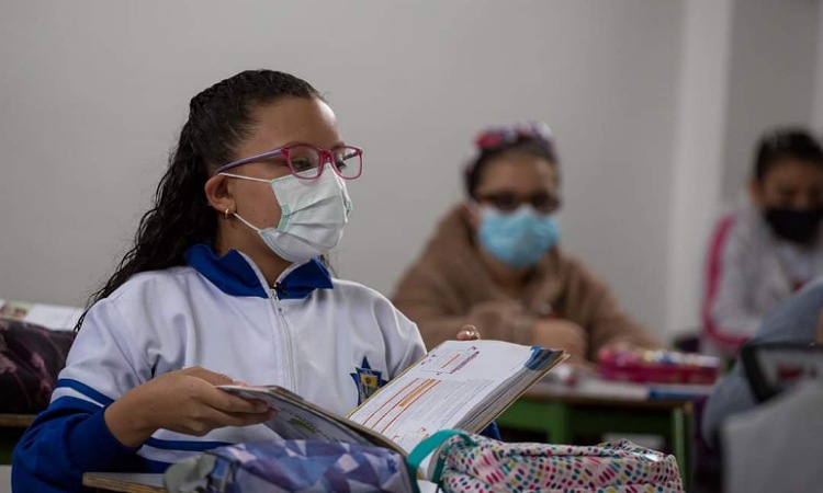 Proyecto busca otorgar licencias menstruales a estudiantes en Colombia