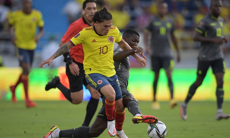 Colombia empata ante Ecuador y sigue entre los cinco clasificados a Qatar