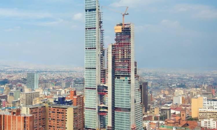 El edificio más alto de Colombia está en venta