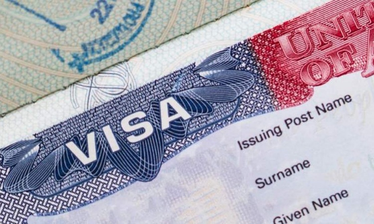 ¿Quiénes no deben hacer entrevista para obtener la visa americana?
