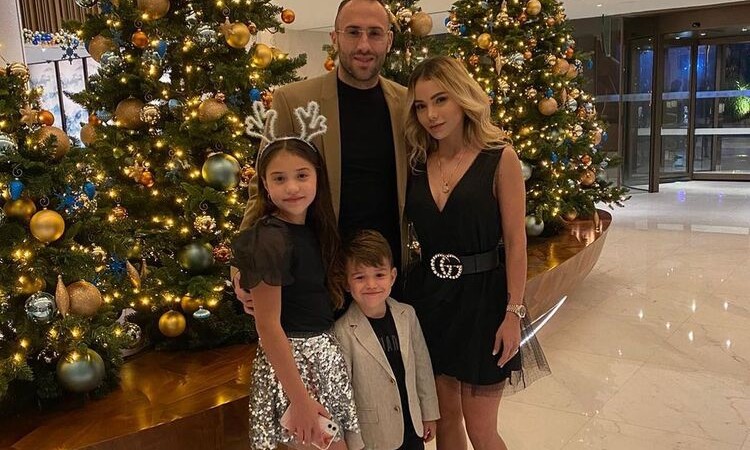 David Ospina tiene un negocio aparte del fútbol con su esposa
