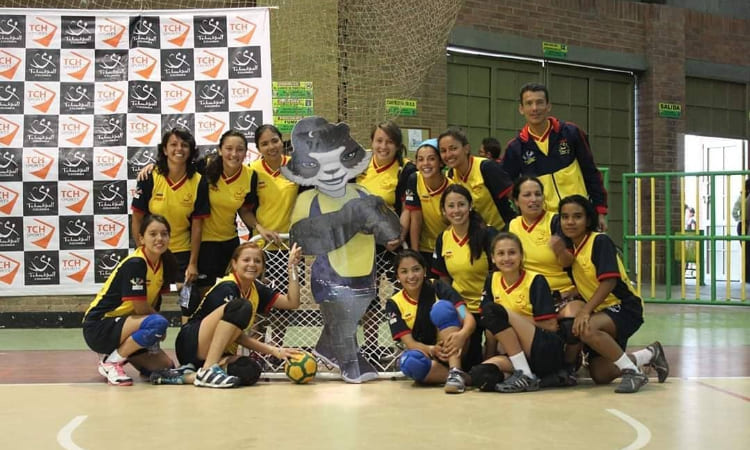 Selección Colombia femenina de tchoukball clasificó a mundial, pero no tiene cómo ir