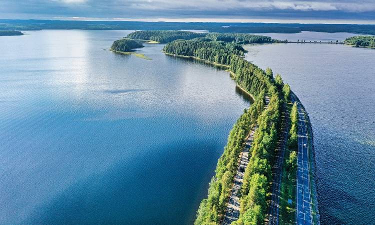 Finlandia está pagando a viajeros para que vayan a visitarlo