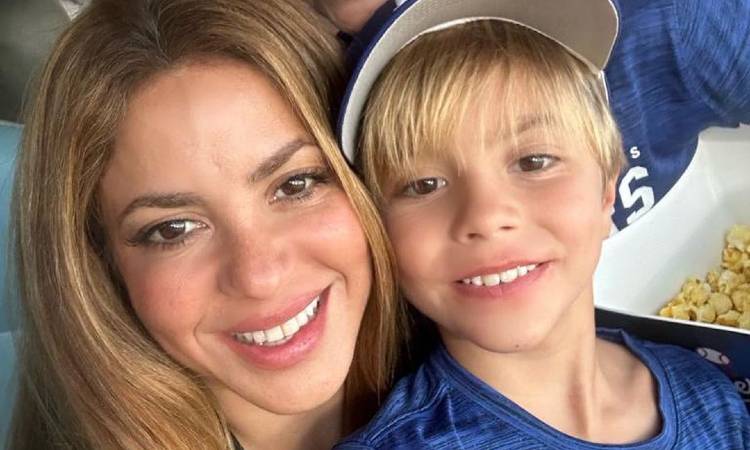 Sasha, el hijo de Shakira, deslumbra bailando 'La Pollera Colorá' y causa furor