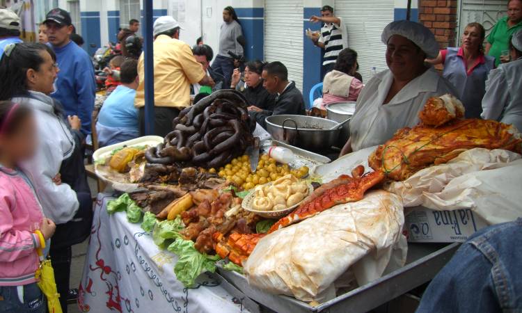 Lo que debe saber antes de comer fritanga: un viaje culinario lleno de tradición