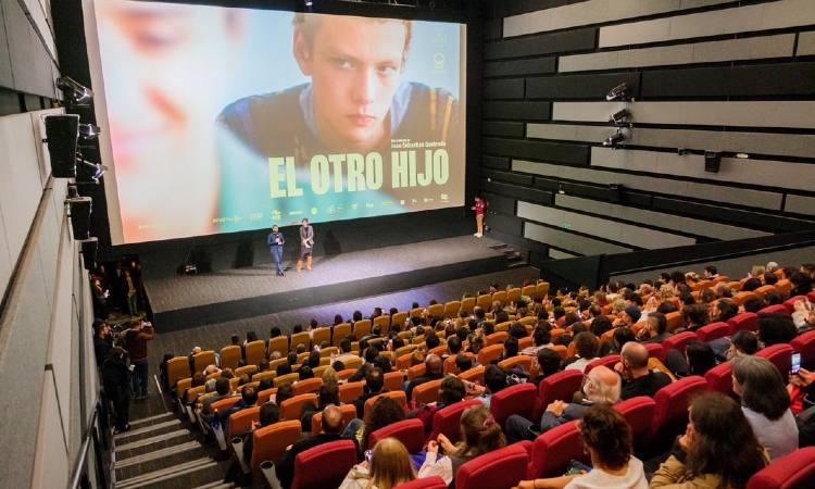 'El Otro Hijo' llega a las salas de cine en Colombia,