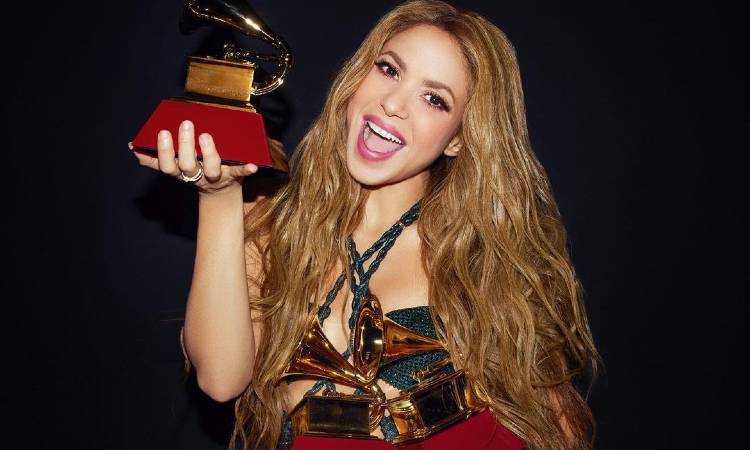 Shakira triunfó en los Latin Grammy 2023: hizo impactante promesa a sus hijos