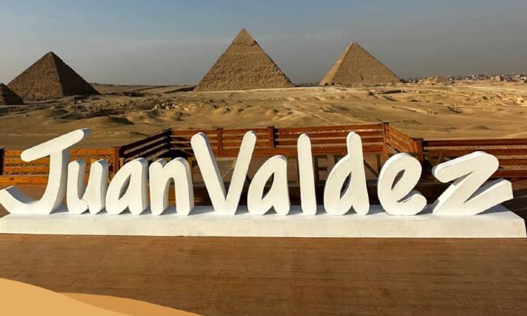 ¡Histórico! Juan Valdez llega a África: así es su nueva tienda en Egipto