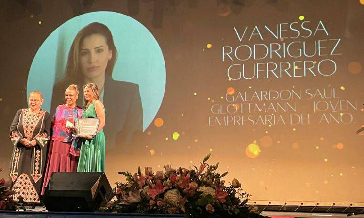 Vanessa Rodríguez Guerrero, Presidenta Ejecutiva de Efecty, recibe prestigioso galardón
