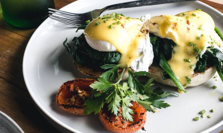 Descubre el secreto para preparar los mejores huevos benedictinos en casa