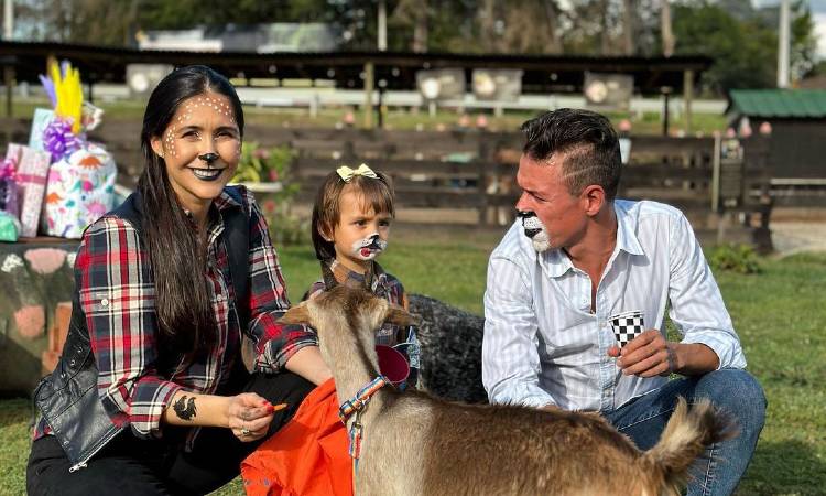 Rigoberto Urán celebra humildemente el cumpleaños de su hija