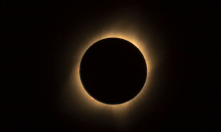 Suspenden clases por eclipse solar del 2024