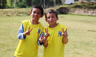 Crean nueve escuelas de fútbol gratuitas en Sudamérica para 300 niños y niñas